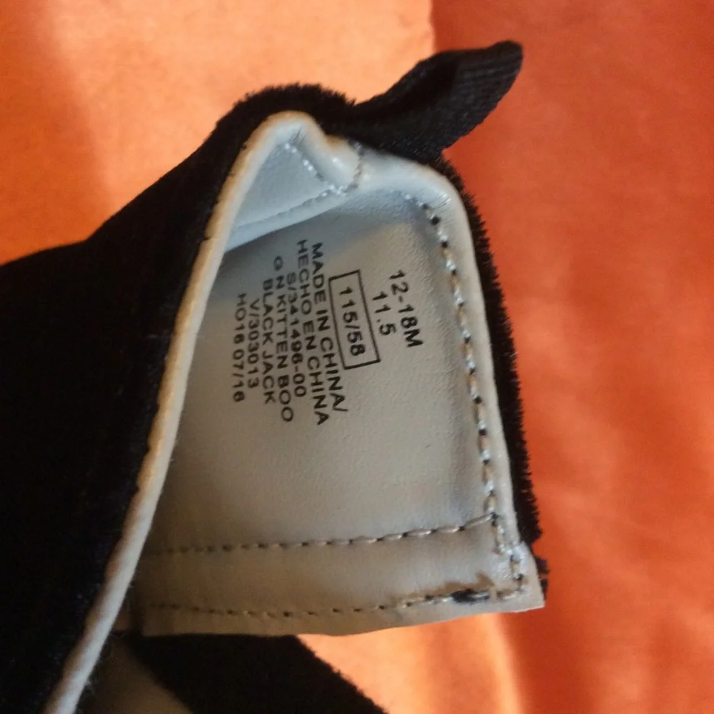 NWT Old Navy Kitten Boo, black velvet infant, NWT